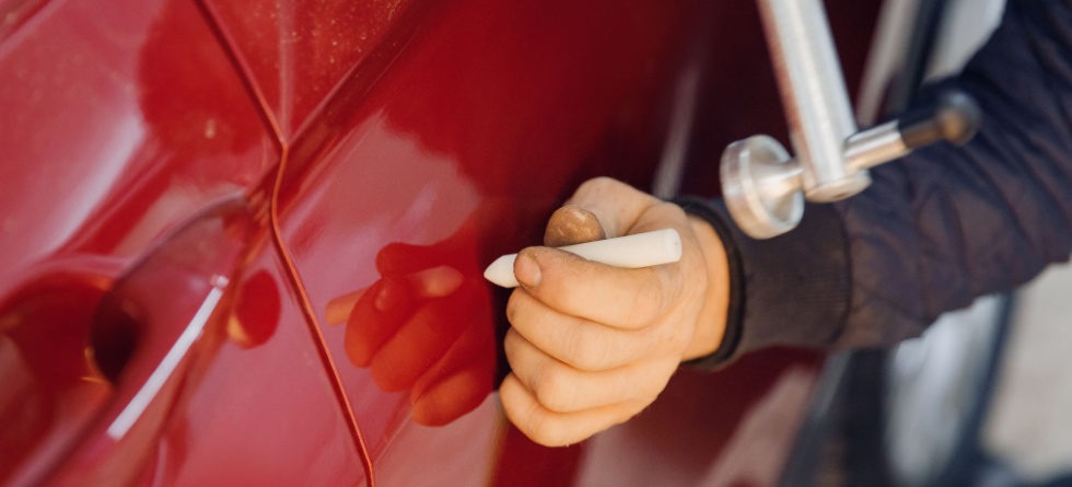 مراحل اجرای صافکاری PDR به‌صورت حرفه‌ای